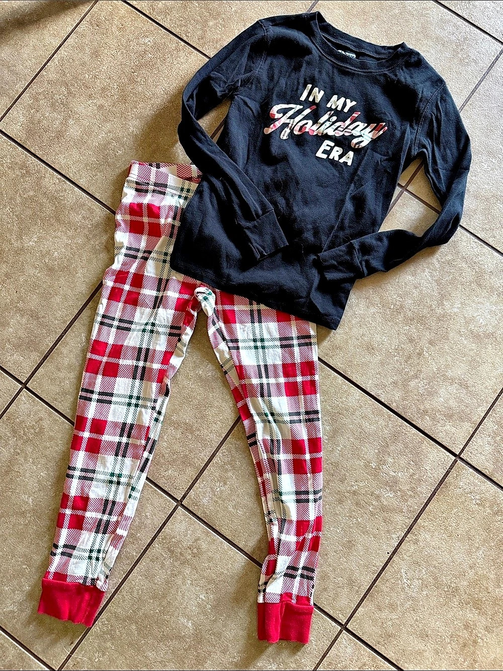 Old Navy In My Holiday Era Pajama Set Black & Red Size Large